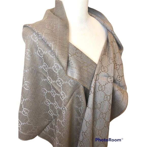 Gucci Accessories - NWT GUCCI Lana Wool GG Logo Beige Gray Reversible Scarf Wrap